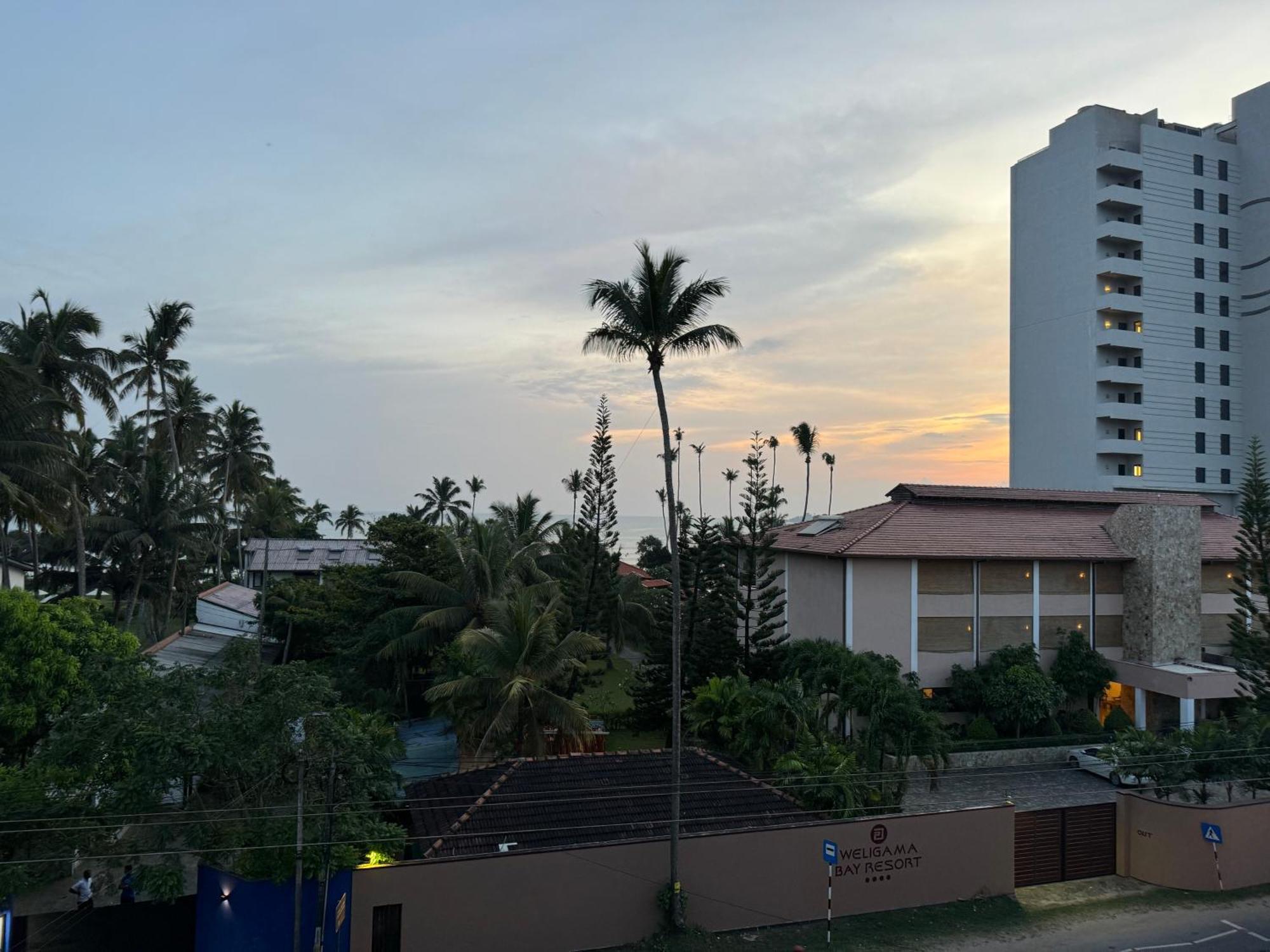 Sugar Hostel Weligama - Coliving & Coworking Buitenkant foto
